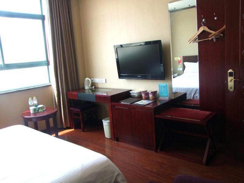 Greentree Inn Shandong Heze Cao County Qinghe Road Business Hotel Eksteriør billede